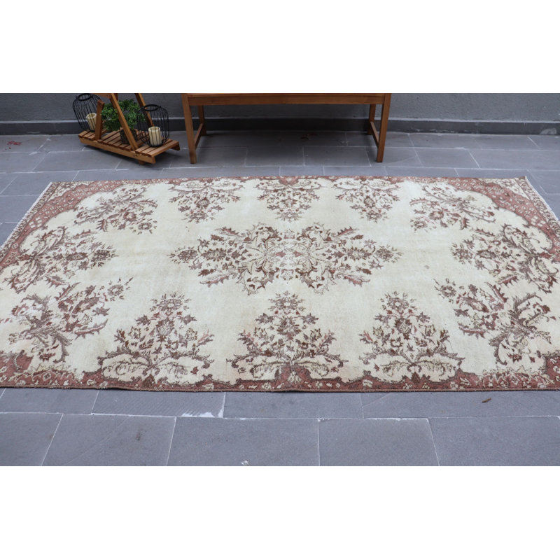 Grand tapis turc rétro en bronze avec des motifs colorés parfaits pour la décoration de chambre à coucher