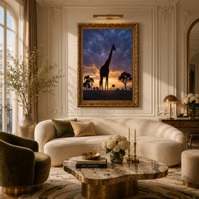 Silhouette de girafe debout dans la savane au coucher du soleil, art mural