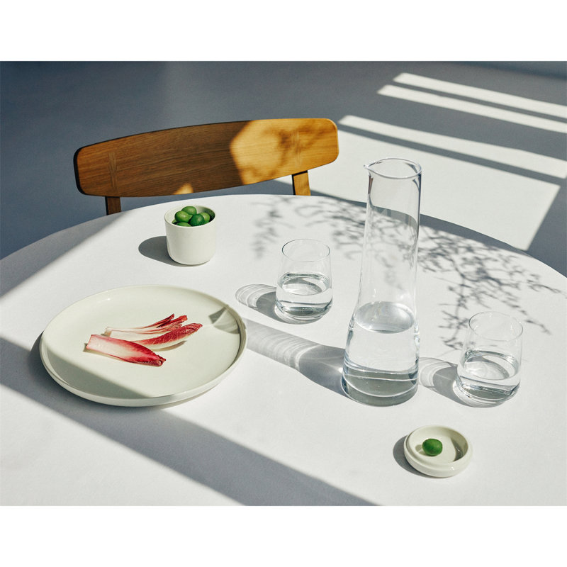 Iittala Essence 33.814 oz. Carafe