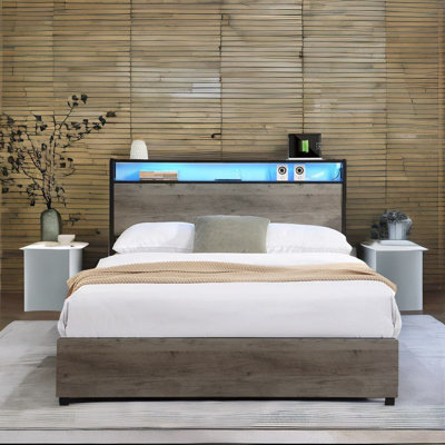 Cadre de lit sans matelas
