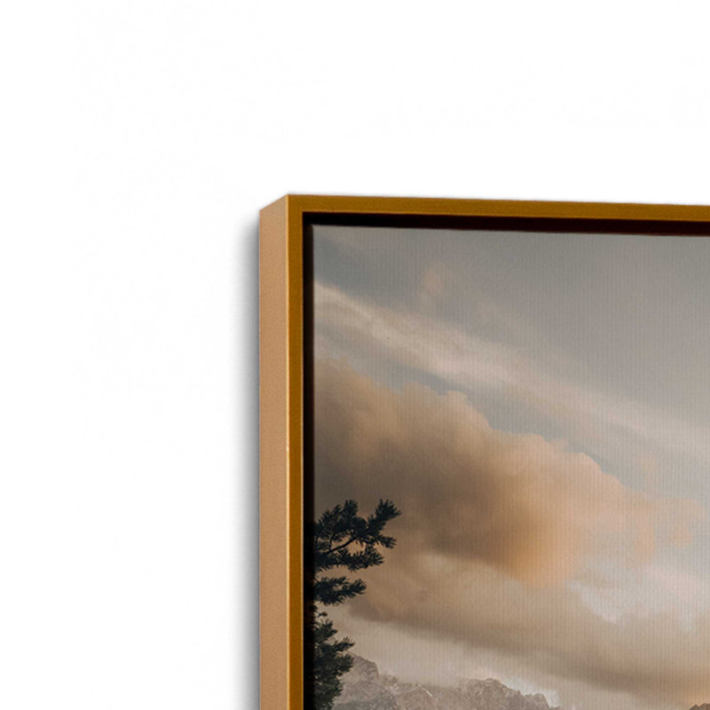 Impression sur toile roulée Twilight Alpine View, H 24,75 po x l 36,75 po x P 1,75 po, Cadre flottant or poli