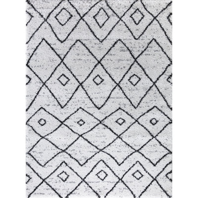 Tapis gris / noir en polypropylène tissé à la machine Fearghal