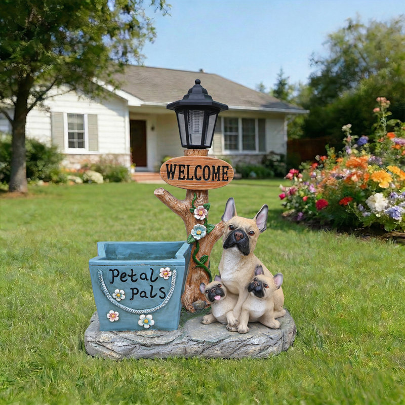 Statue de jardin de bouledogue français