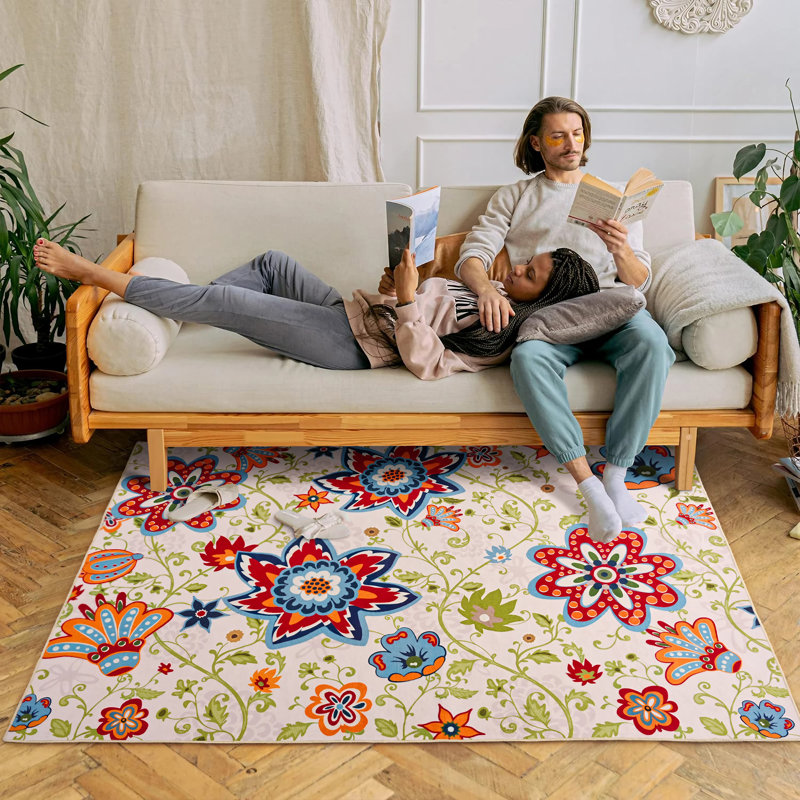 Allexys Floral Area Rug, Rectangle 153 x 215cm