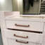 Poignée d'armoire tubulaire rainurée-113967054-137881752