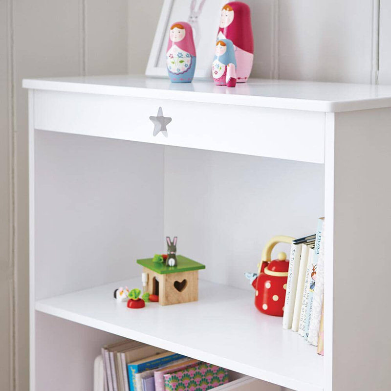 107.5cm H X 66.4cm W Kids Cube