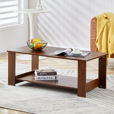 Tables basses modernes et pratiques en noyer texturé, tables de thé. La table basse à double couche est fabriquée en panneau de fibres à densité moyenne. Convient au salon 43,3 po x 21,6 po x 16,5 po CT-16