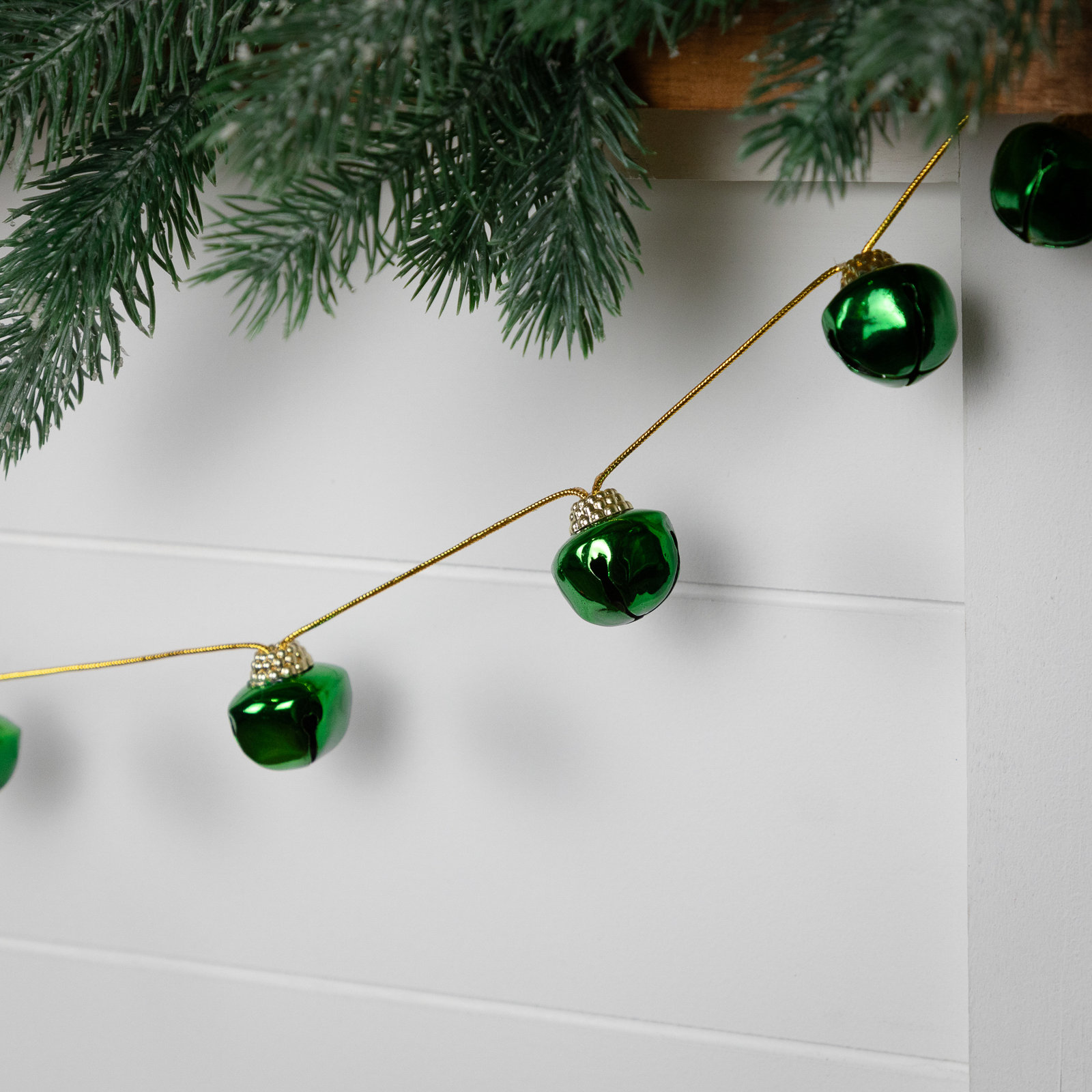 90" Jingle Bell Garland, Green