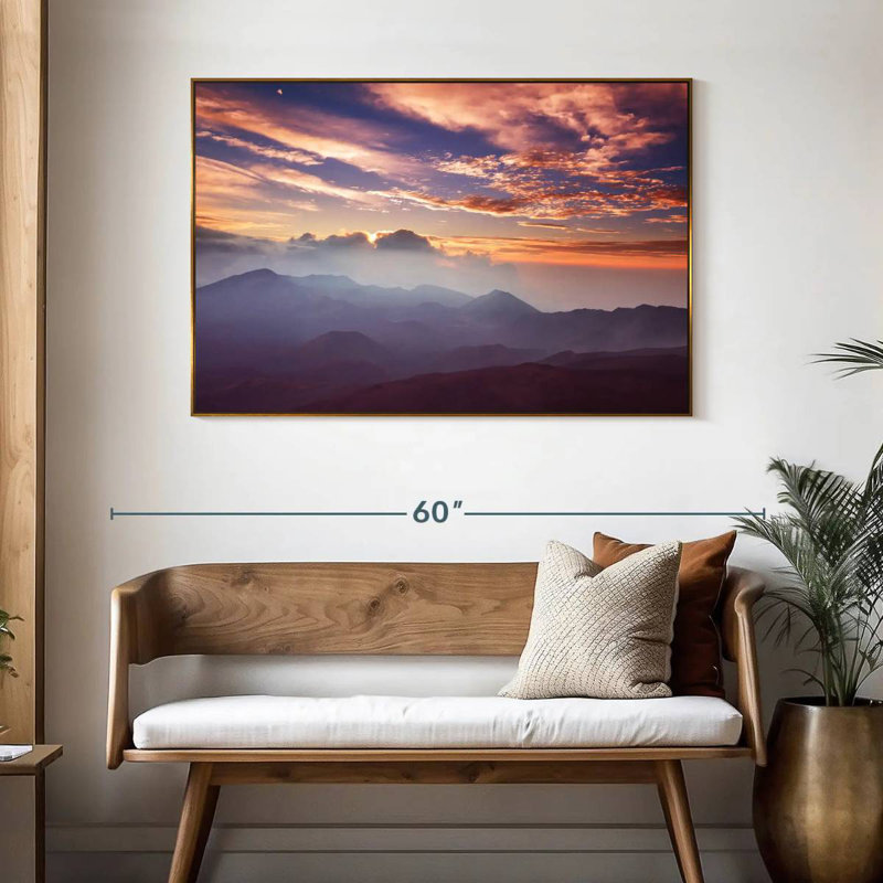 Haleakala Misty Sunrise, 46 po x 31 po, Cadre flottant doré