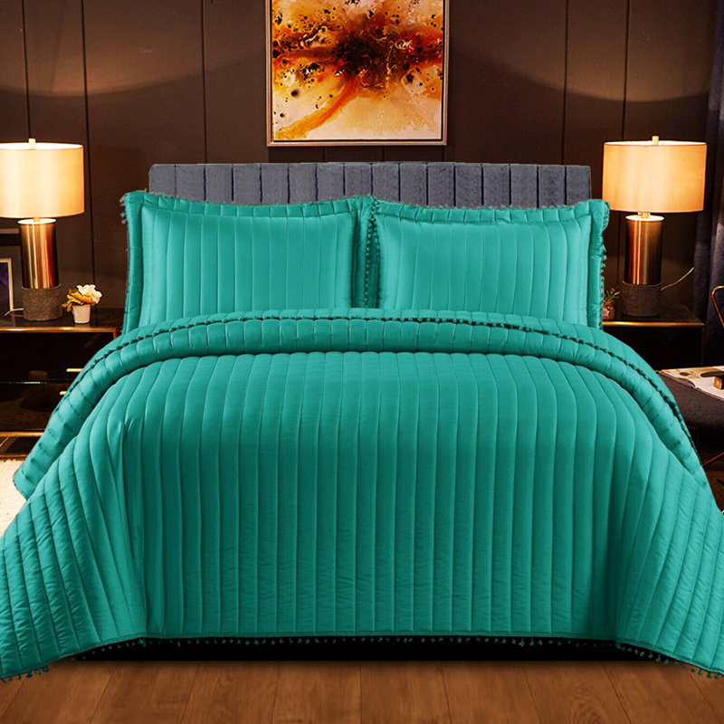 Alivea Throw Blanket, Light Blue