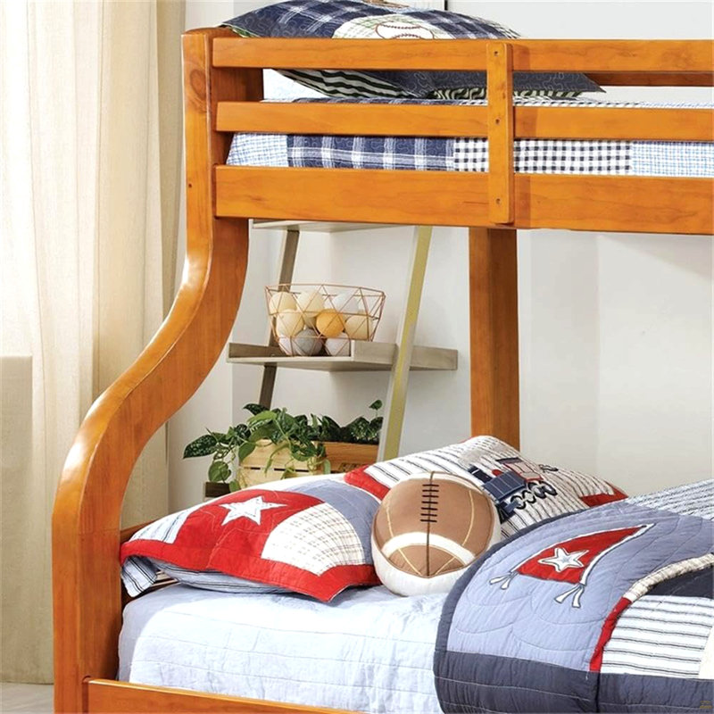 Lit simple au-dessus d'un lit superposé double, Chêne