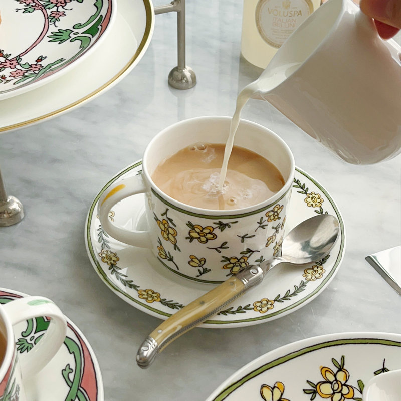 Daisy Chain Bone China Teacup