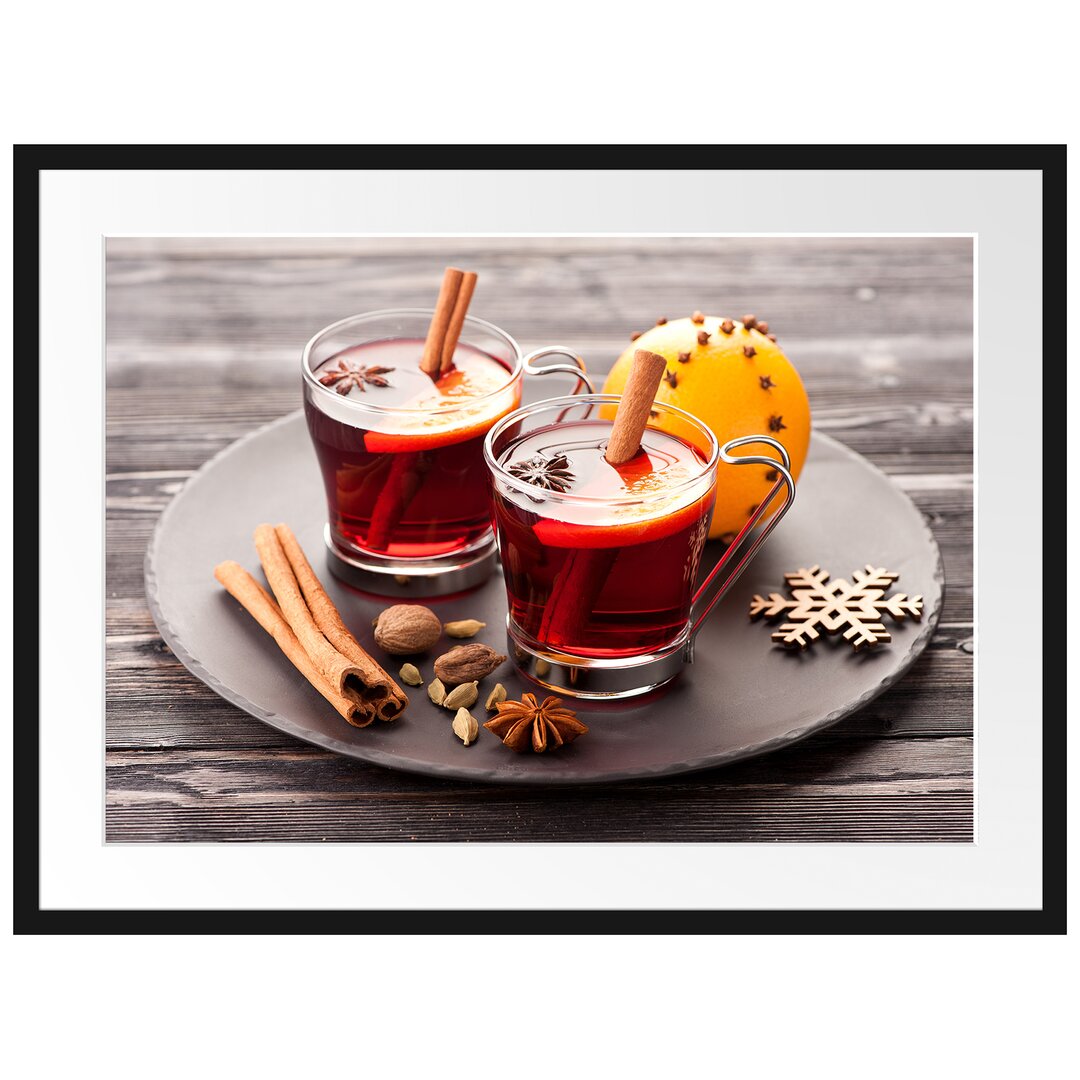 Gerahmtes Poster Aromatischer Glühwein mit Zimt