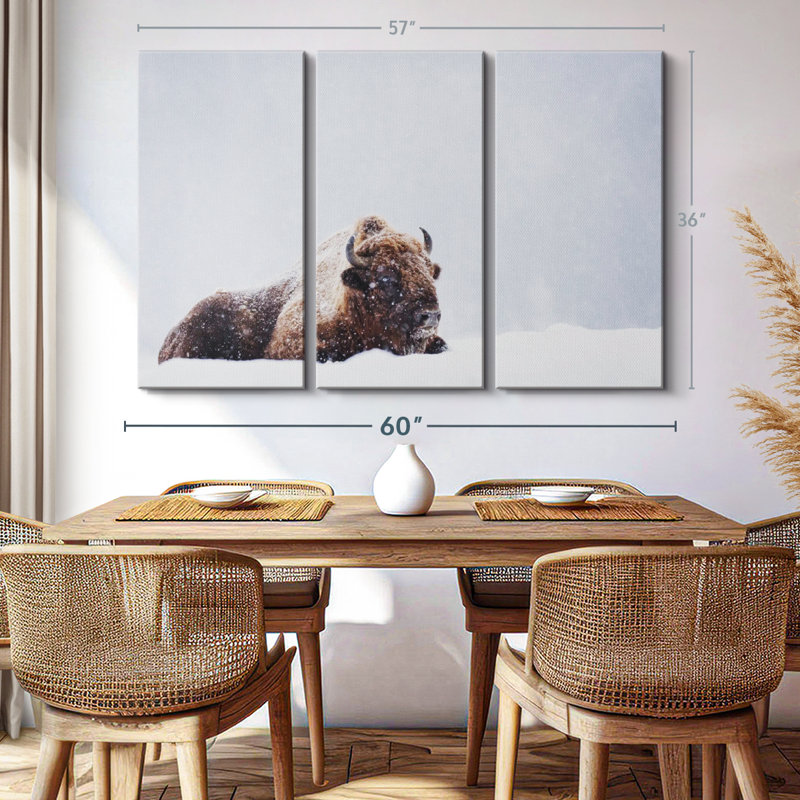«Snow Bathing Bison», 3 pièces sur toile, H 36 po x l 57 po x P 1,25 po