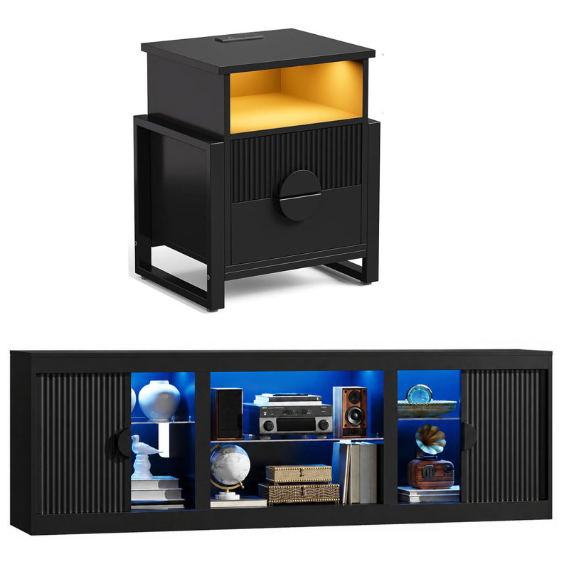 Ensemble de salon avec meuble télé cannelé de 70 po et table de bout avec station de charge, noir, 2 Pcs: End Table, TV Stand