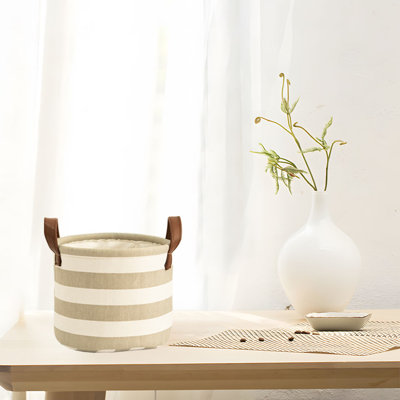 Panier à linge en tissu avec poignées