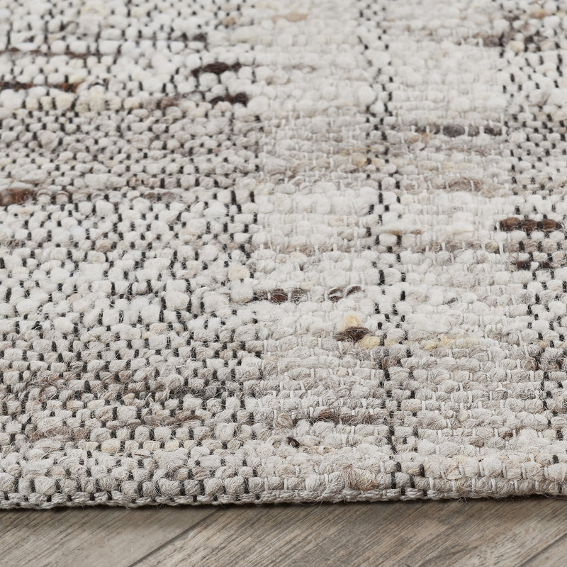 Perth Abstract Area Rug in Ivory, Rectangle 5' x 8'