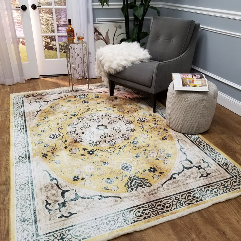 Tapis jaune Covin, Rectangle 5 pi 3 po x 7 pi 7 po