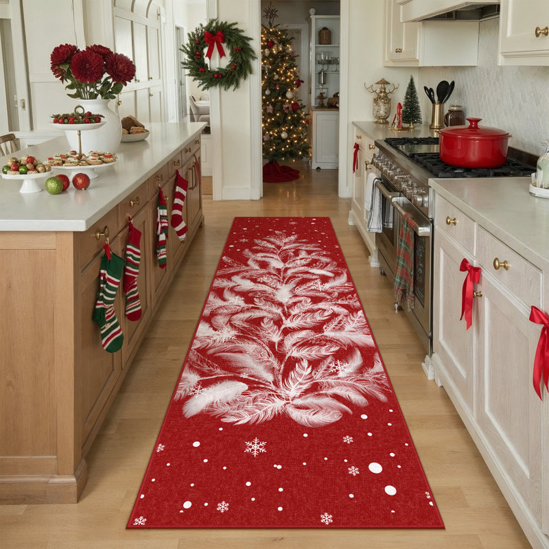 Tapis d'intérieur lavable à la machine Velora Red Feather Christmas Tree avec envers antidérapant