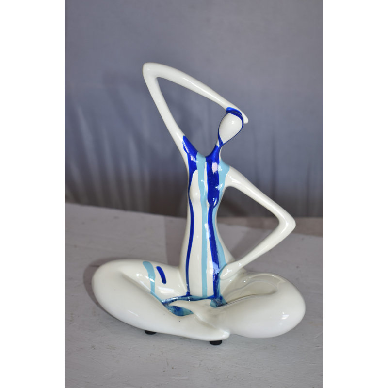 Statue moderne en résine 9 po x 5 po x H 10 po