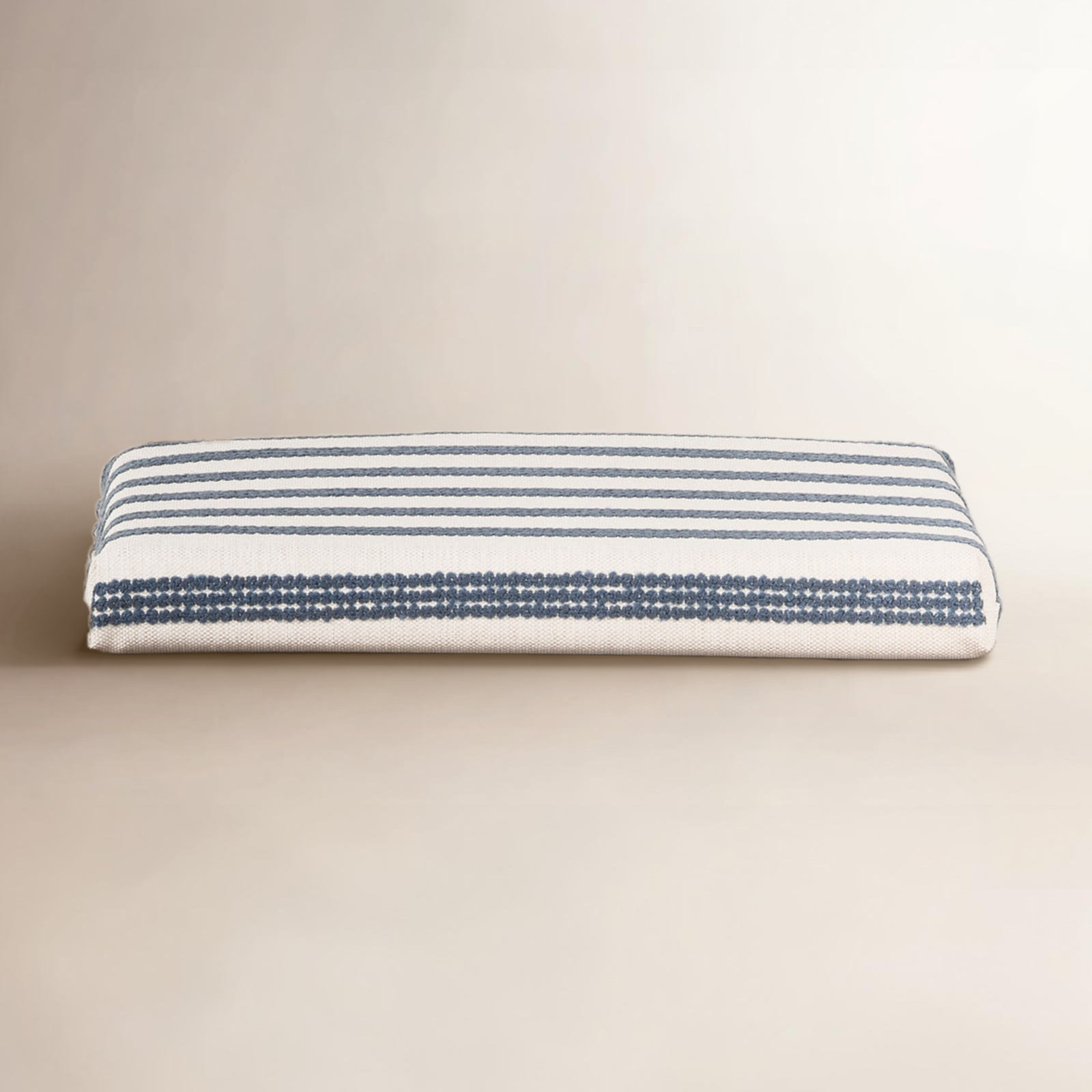 Concorde 17" Chair Pad