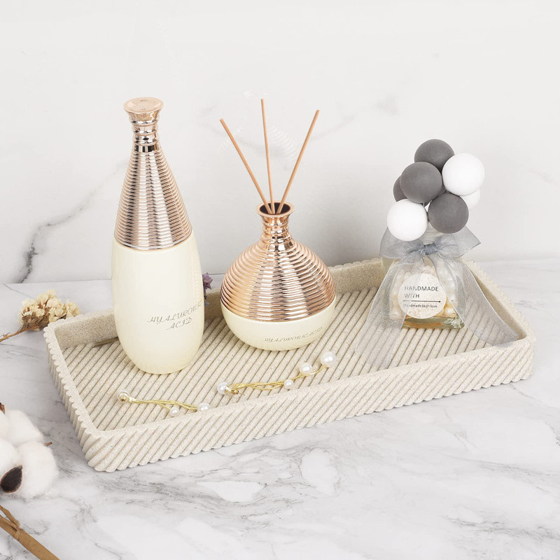 Ensemble d'accessoires de salle de bain beige 4 pièces - Porte-brosse à dents, distributeur de savon à lotion, distributeur de support Qtip, plateau de rangement pour meuble-lavabo de comptoir