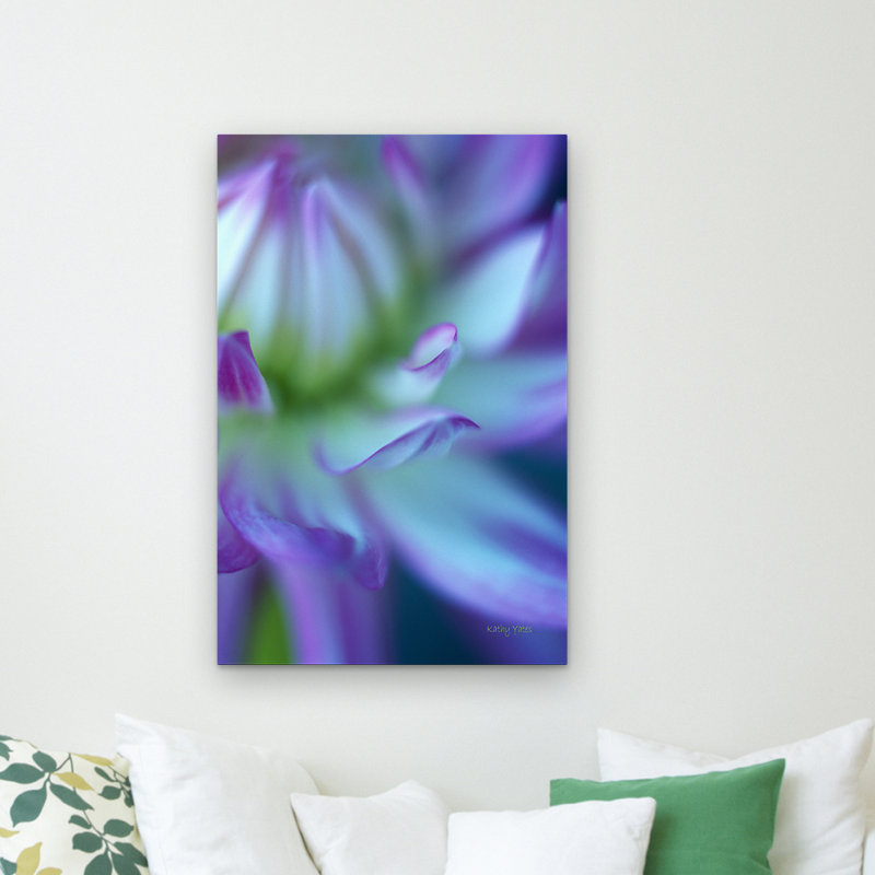 « the color purple » par kathy yates, reproduction de photo sur toile tendue encadrée, H 19 po x l 14 po x P 2 po