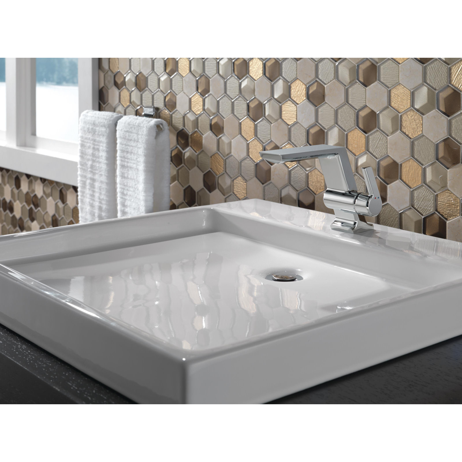 Pivotal® Single-Hole Bathroom Faucet, Chrome