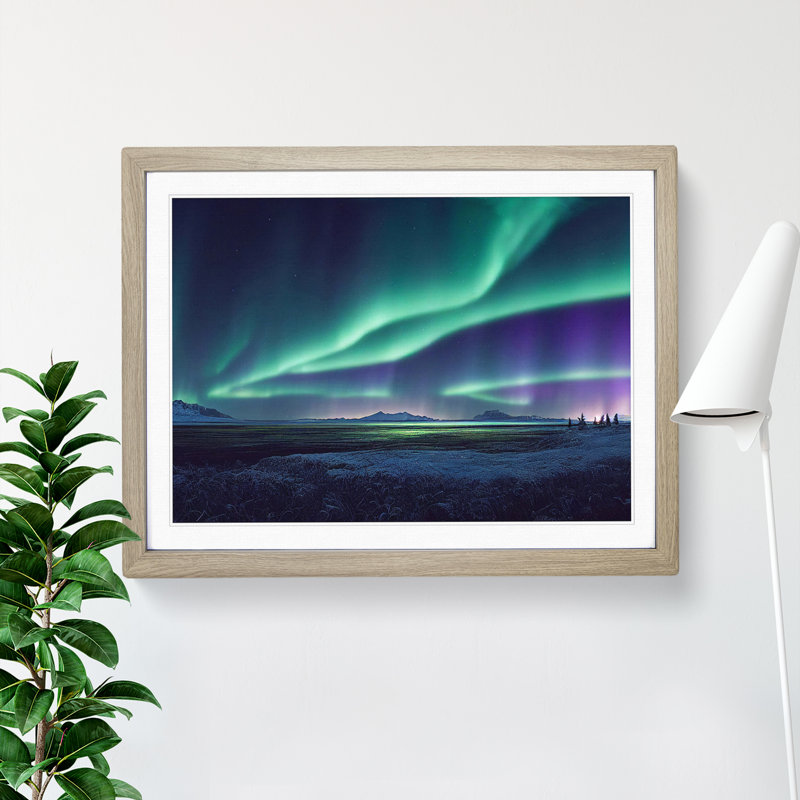XH1022-8994X The Showstopping Northern Lights - Single Picture Frame Print, Oak, 34cm H x 46cm W x 2cm D