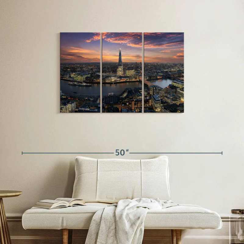 Sireci London Sireci Twilight, 24" H x 38" W