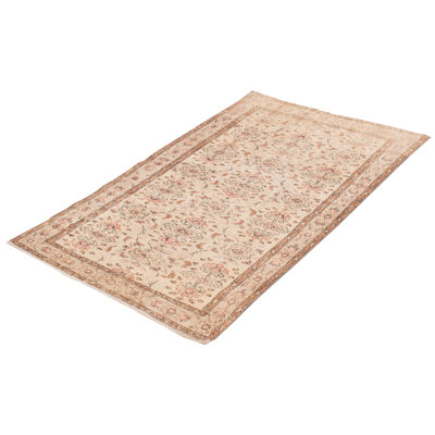 Tapis crème Danuel Vintage 4 pi 2 po x 6 pi 10 po