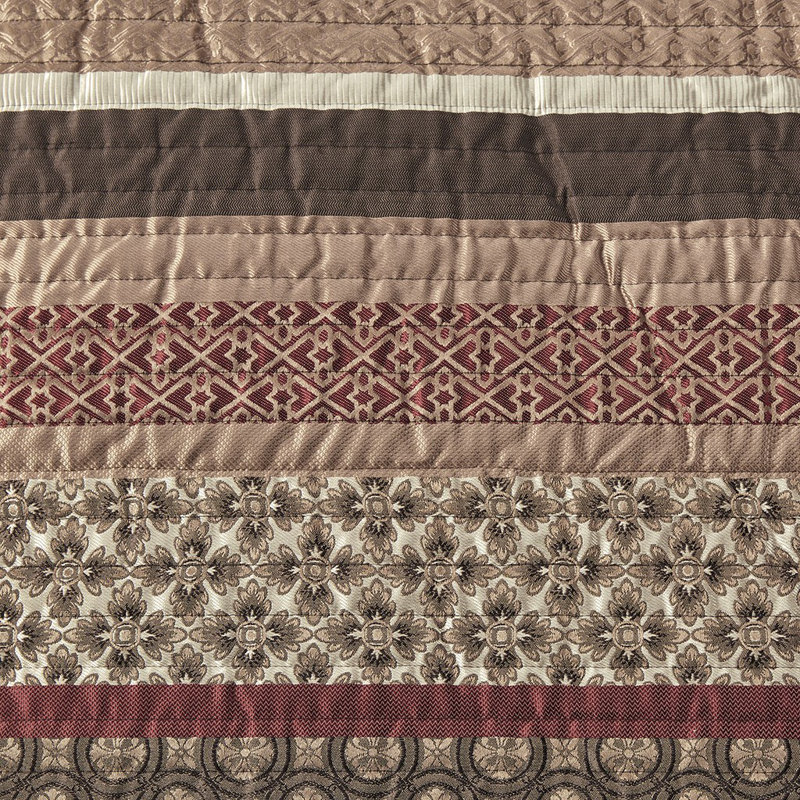 Princeton Reversible Jacquard Bedspread Set, Queen Bedspread +2 Standard Shams+2 Throw Pillows, Red/Beige/Brown