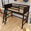 Lit mezzanine simple à cadre en bois avec échelle-152028774