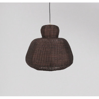 Luminaire suspendu en rotin brun