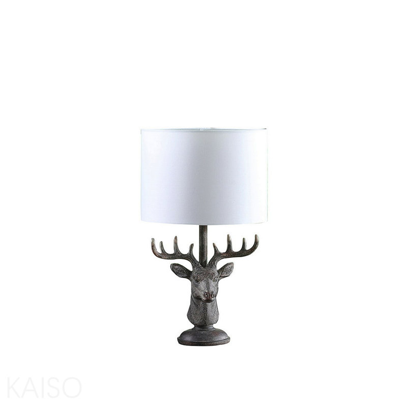 Lampe de table 18 po en cerf Elk Deer