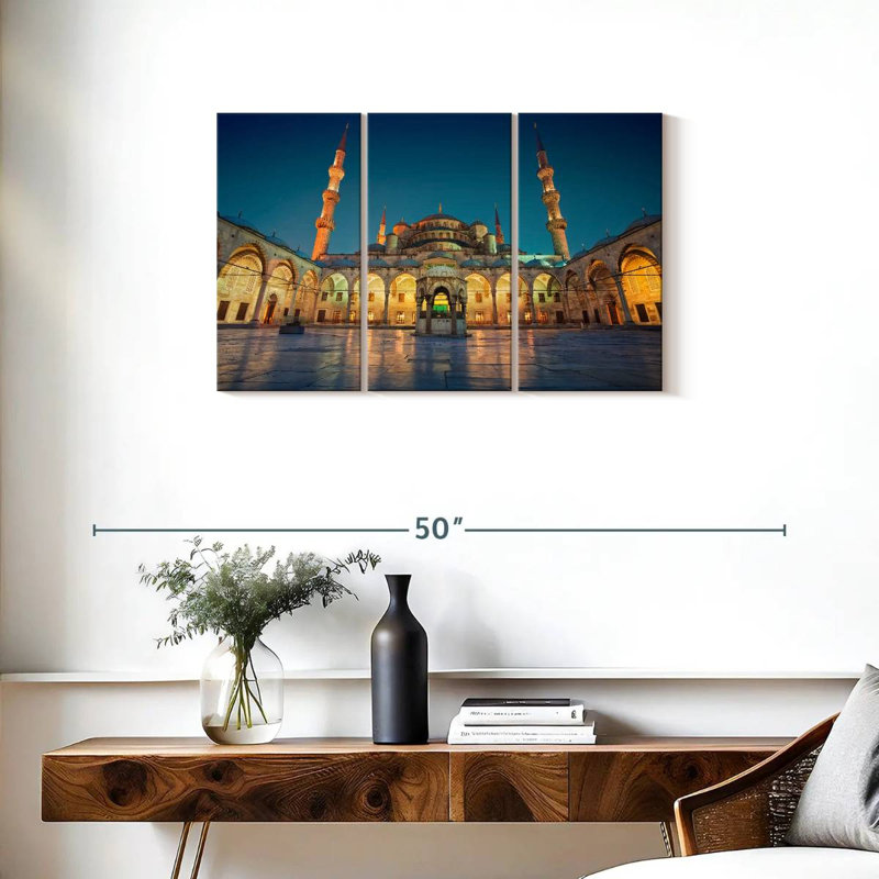 Blue Mosque Courtyard, 20" H x 33" W
