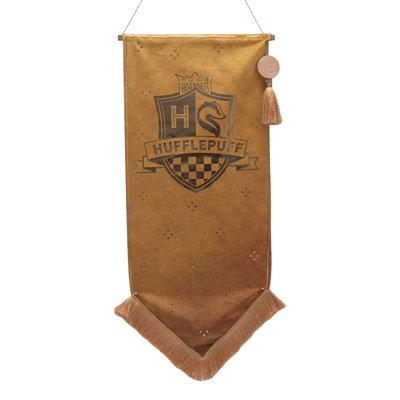Warner Bros Alumni Hanging Banner Hufflepuff