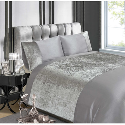 Pyrite Solid Colour Duvet Cover Set with Pillowcases
