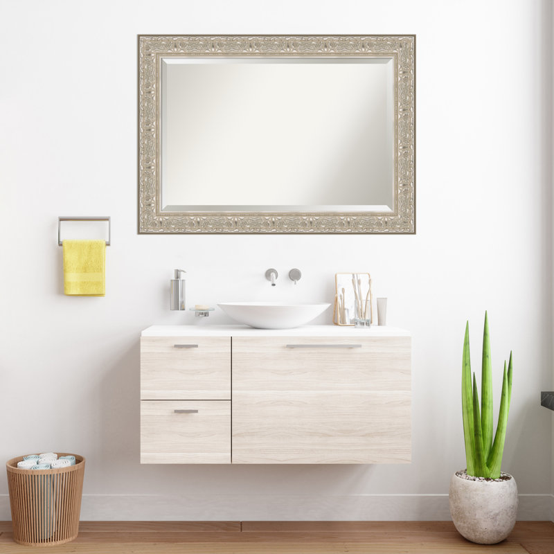 Miroir mural pour salle de bain Luxe, Crème argent, 30,75 po x 42,75 po
