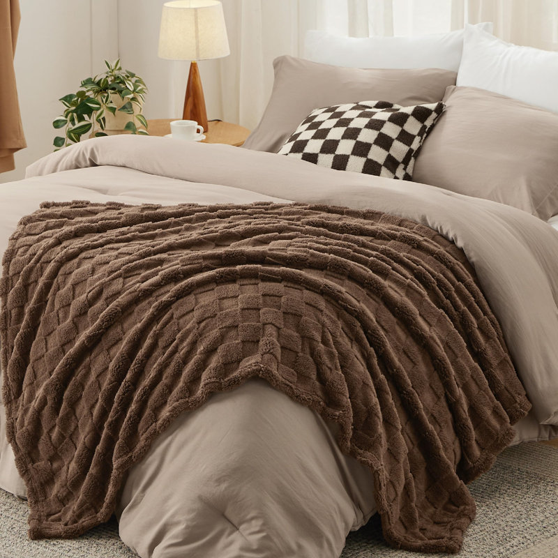 Bedsure Boho Comforter Set With Plaid Throw Blanket And Decorative Pillow, Full Comforter + 4 Additional Pieces