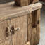 Armoire en bois massif de style Wabi-Sabi