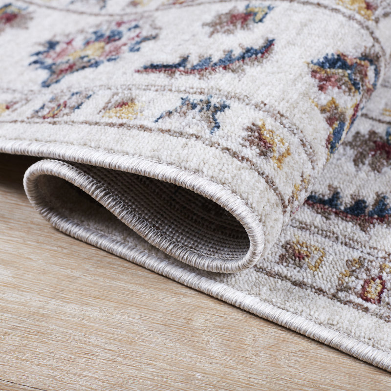 Charlton Home® Machine Woven / Power Loomed Polyester Sarouk Rug, Rectangle 7'10" x 10'