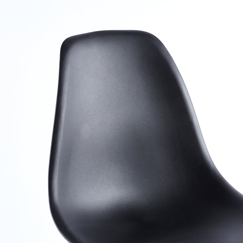 Chaise, ensemble de 4, pieds KD, siège en plastique