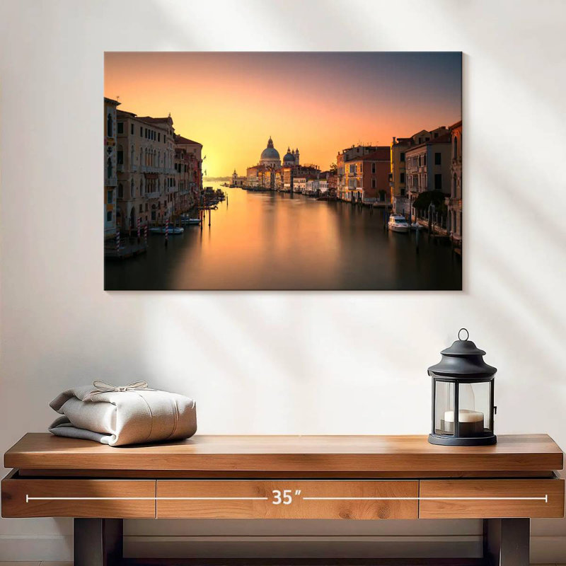 Lilie Grand Canal au coucher du soleil, H 16 po x l 24 po
