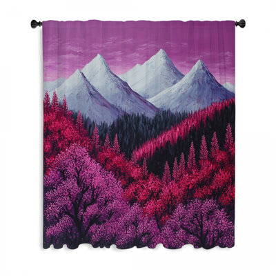 Rideaux de fenêtre, rideaux occultant et montagnes - montagnes