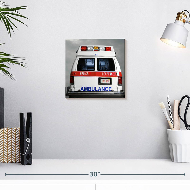 Ambulance Mehar, H 10 po x l 10 po