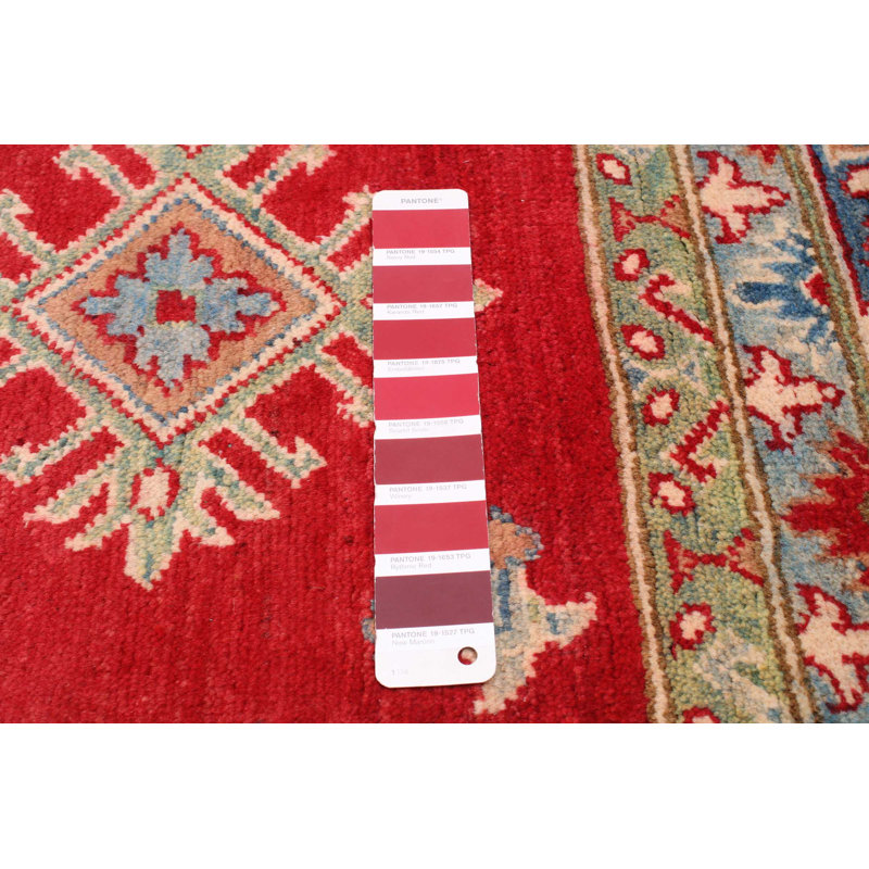 Tapis rouge Finest Ghazni 6 pi 7 po x 9 pi 5 po