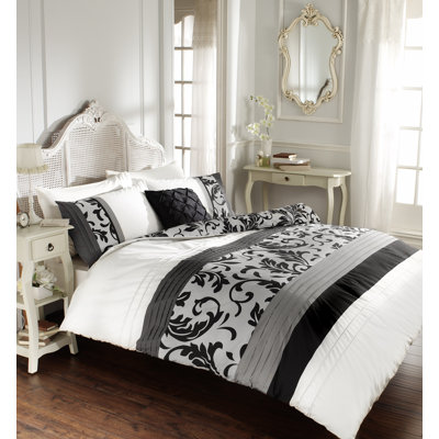 Duvet Cover Set with Pillowcases