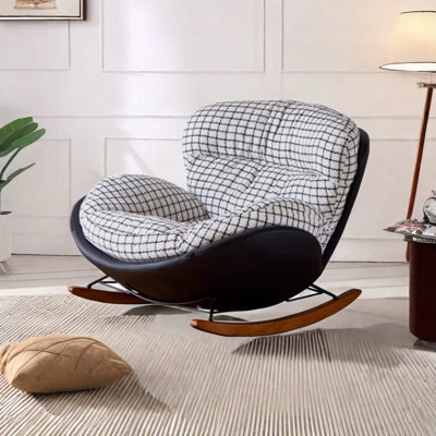 Chaise berçante simple et créative