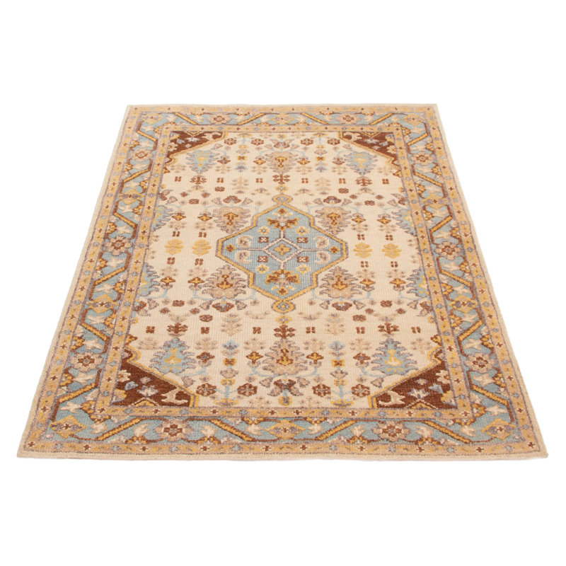 Tapis crème Jules Serapi 5 pi 2 po x 7 pi 8 po